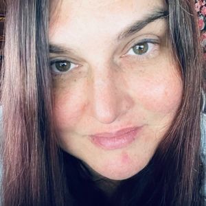 Meet your Posher, Lauae